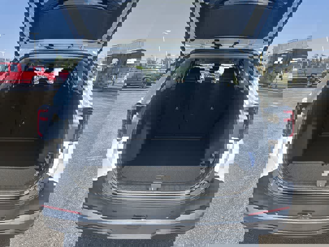 New 2026 Kia Sportage EX image 23