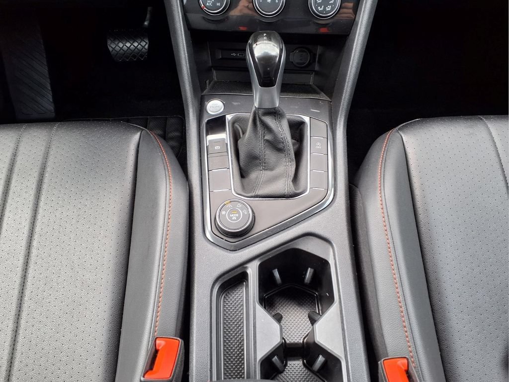 Used 2024 Volkswagen Tiguan Wolfsburg Edition AWD/4WD image 12