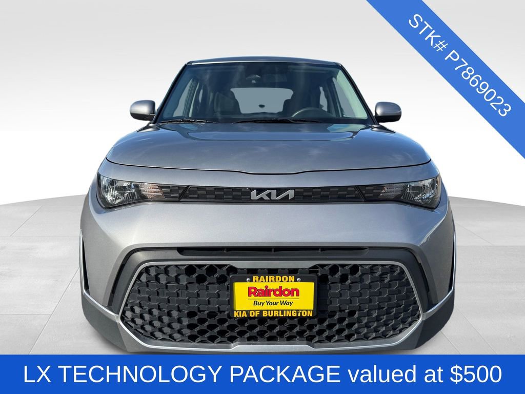 Certified 2023 Kia Soul LX w/ LX Technology Package image 2