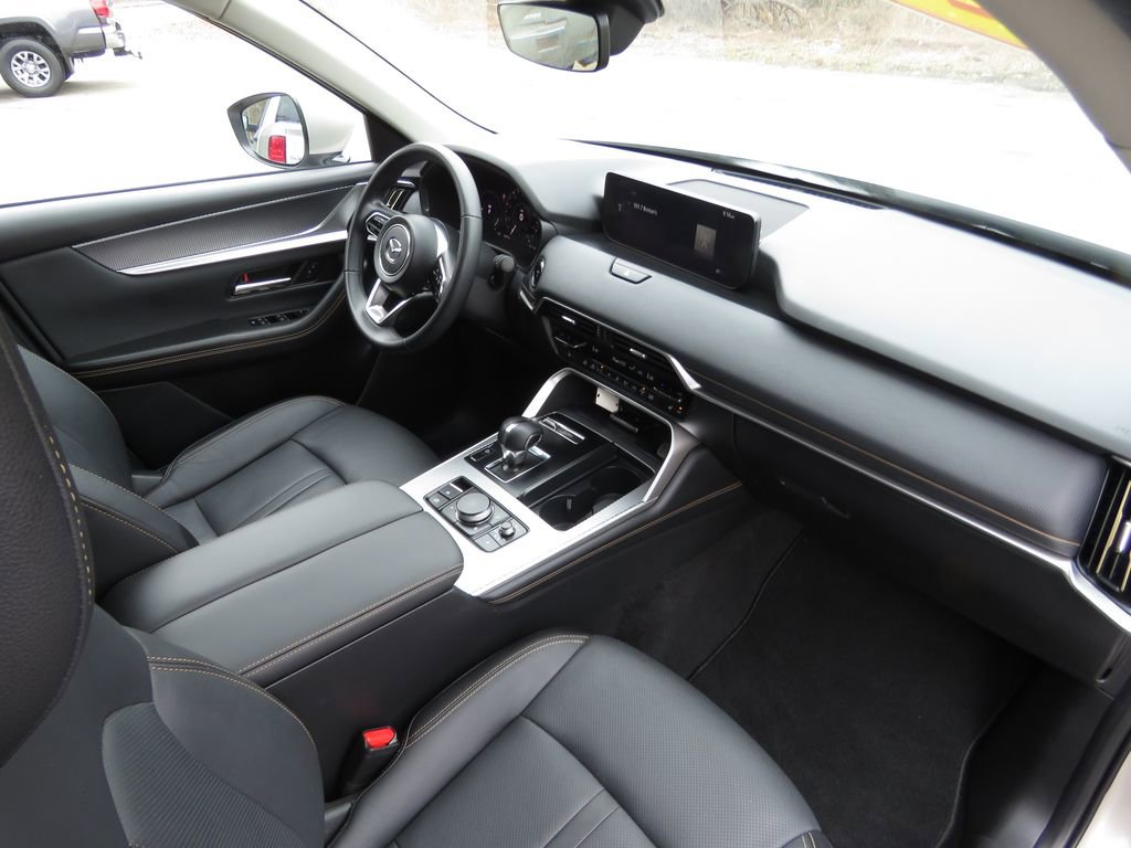 Used 2024 MAZDA CX-90 Plug-In Hybrid w/ Preferred image 14