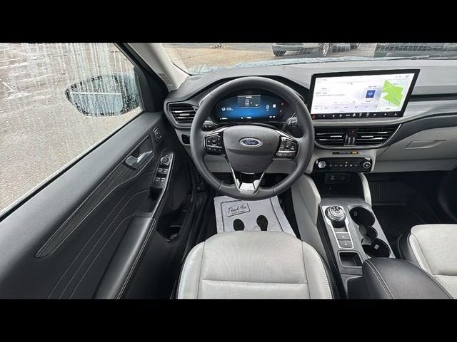 Certified 2023 Ford Escape Platinum AWD/4WD image 13