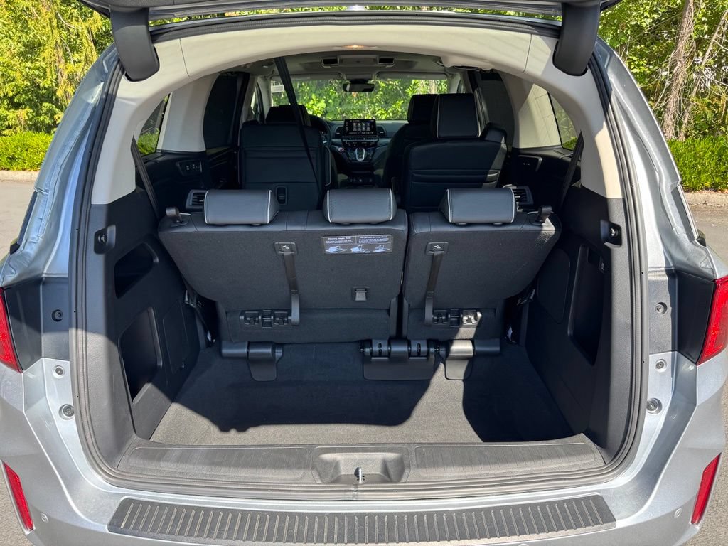Used 2026 Honda Odyssey Elite image 31