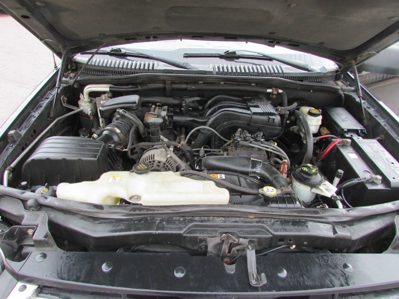 Used 2006 Ford Explorer XLT AWD/4WD image 31