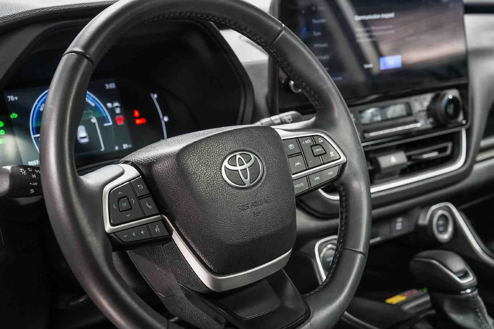Certified 2025 Toyota Grand Highlander XLE FWD image 22