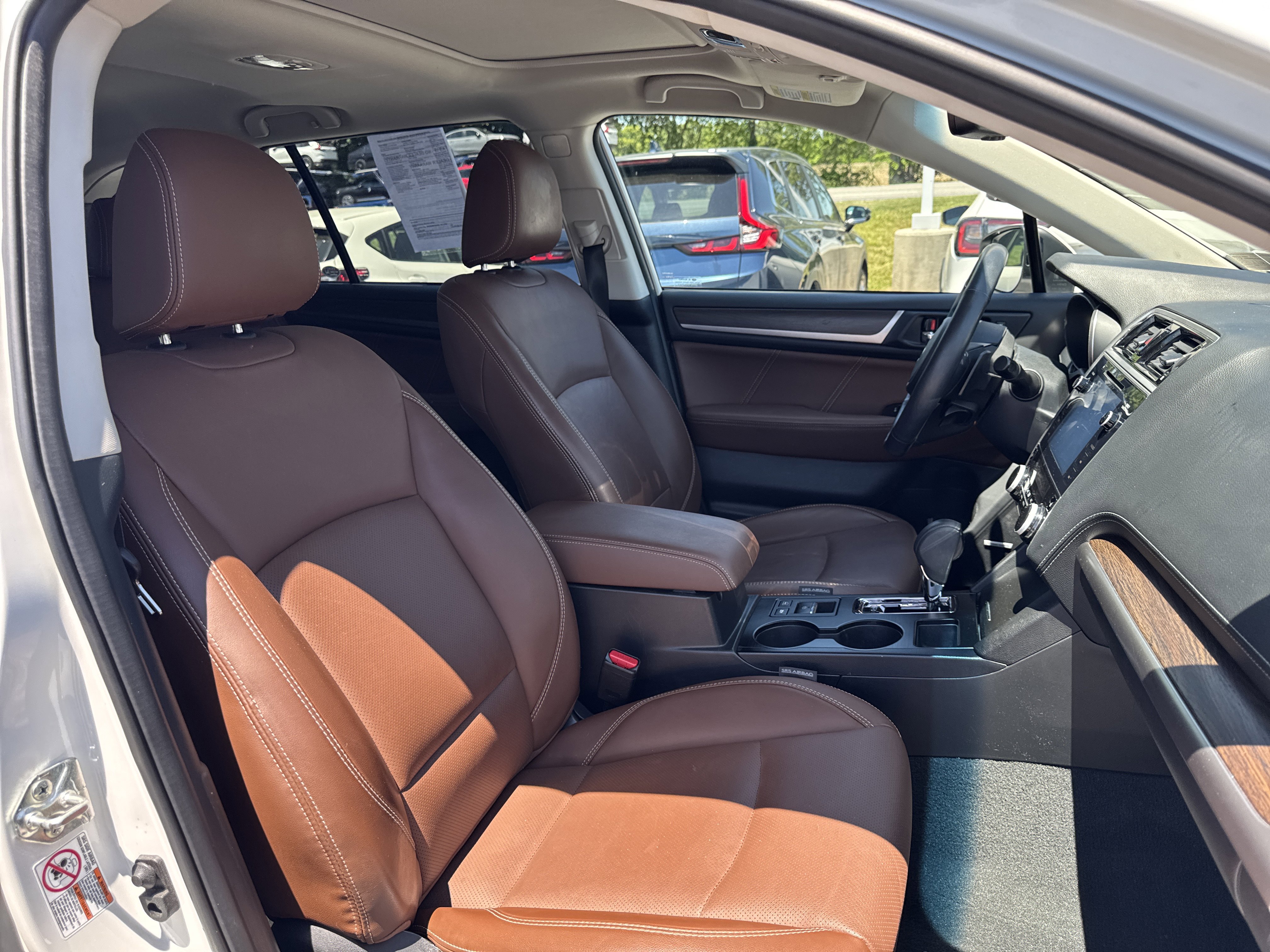 Used 2018 Subaru Outback 3.6R Touring AWD/4WD image 17