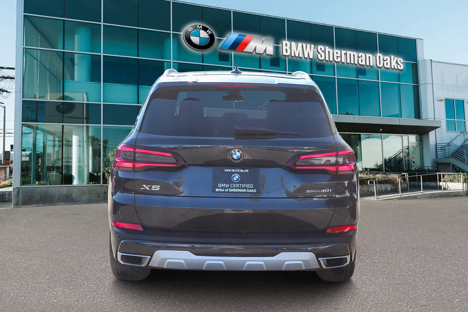 Certified 2023 BMW X5 sDrive40i w/ Premium Package image 5