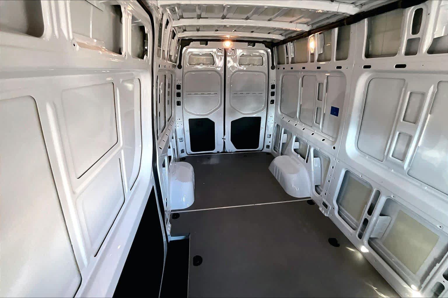 Used 2022 Mercedes-Benz Sprinter 3500 image 19