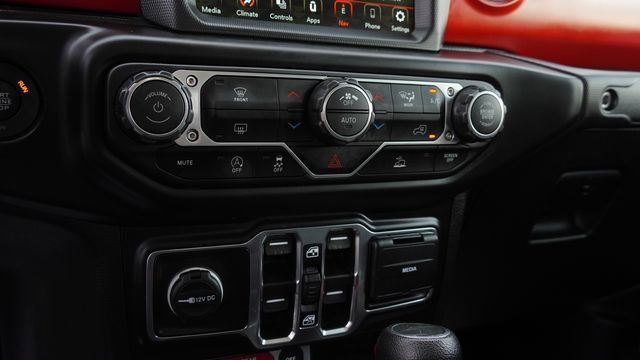 Certified 2023 Jeep Gladiator Rubicon image 23