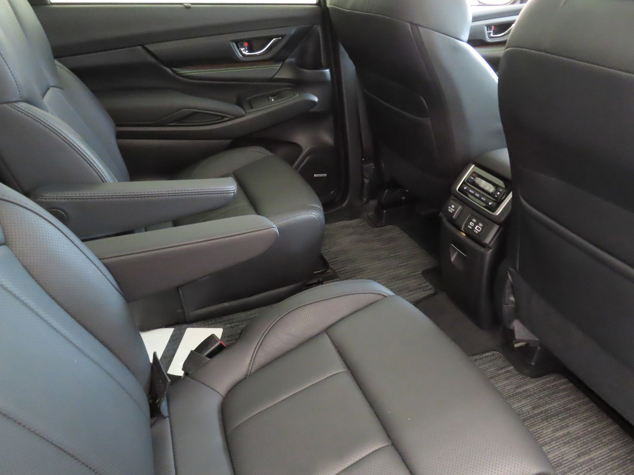 Used 2025 Subaru Ascent Bronze Edition AWD/4WD image 28