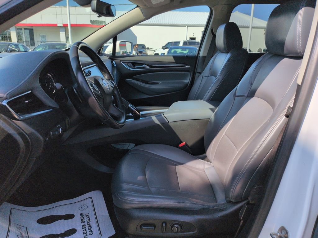 Used 2018 Buick Enclave Essence AWD/4WD image 9
