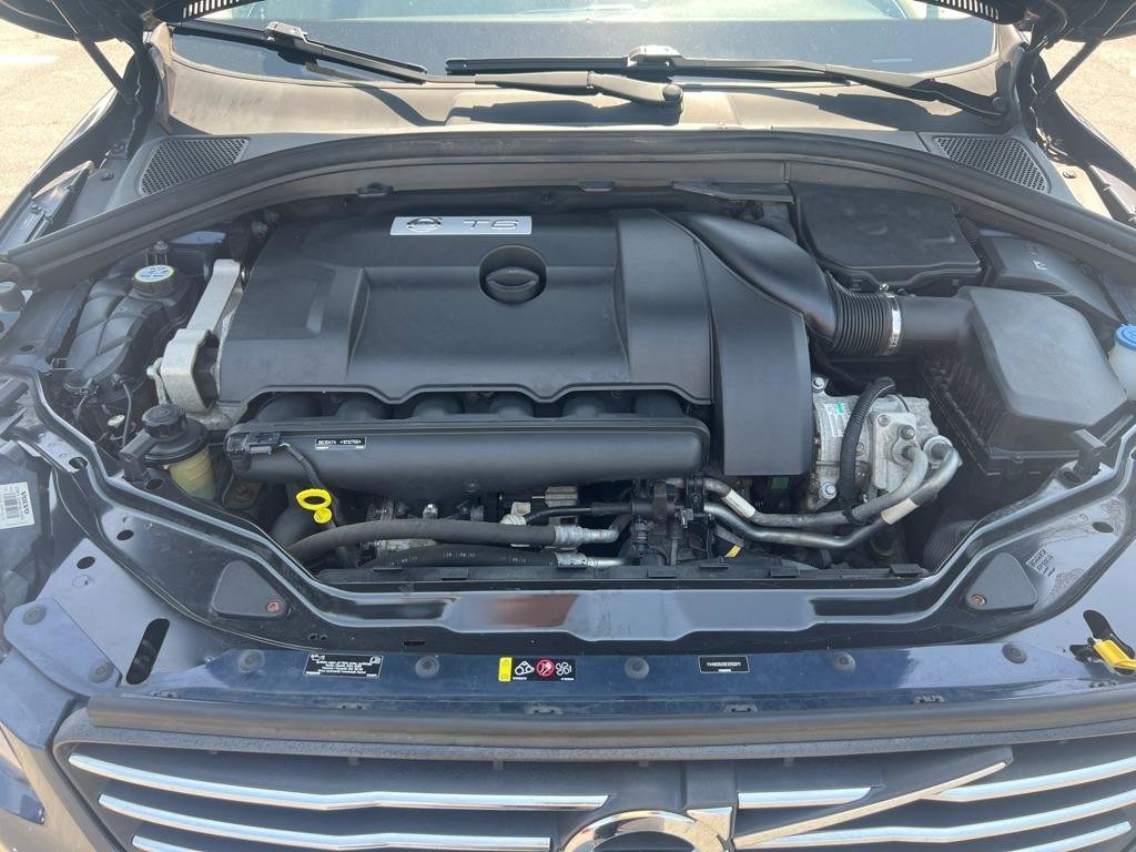 Used 2014 Volvo XC60 T6 AWD/4WD image 9