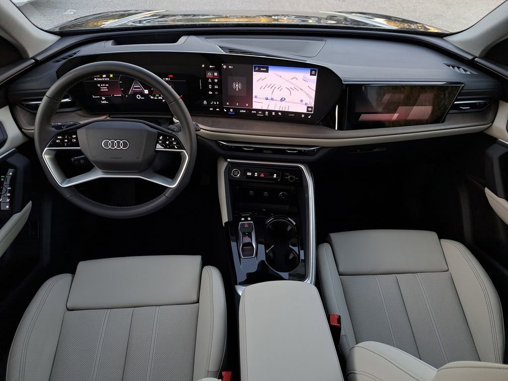 New 2025 Audi Q5 Prestige image 24