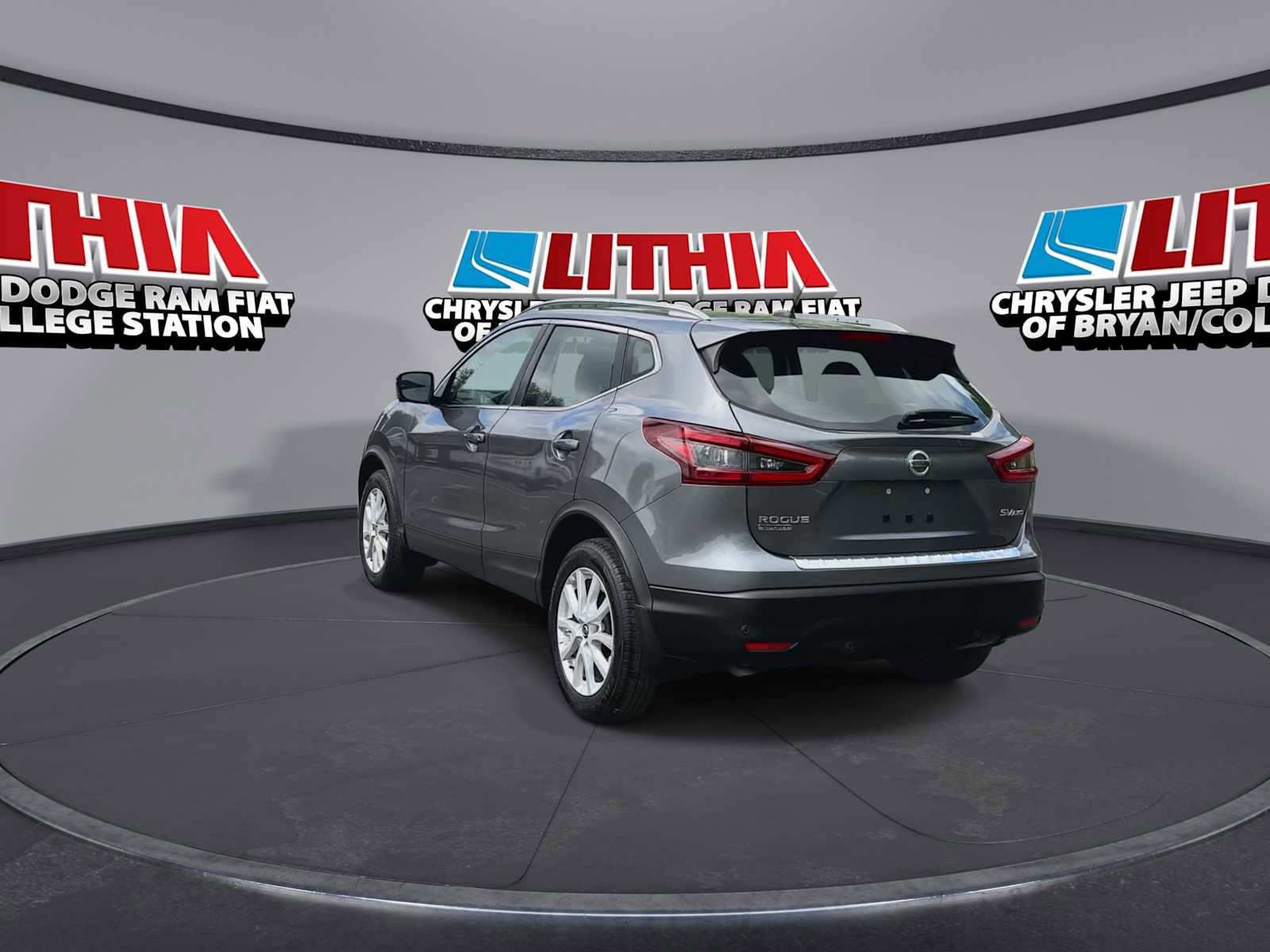 Used 2022 Nissan Rogue Sport SV w/ Technology Package image 6