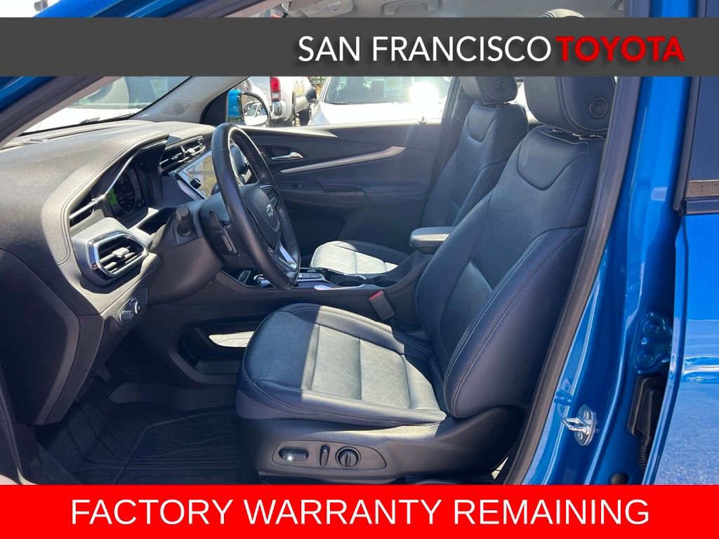 Used 2022 Chevrolet Bolt EUV Premier w/ Sun & Sound Package FWD image 12