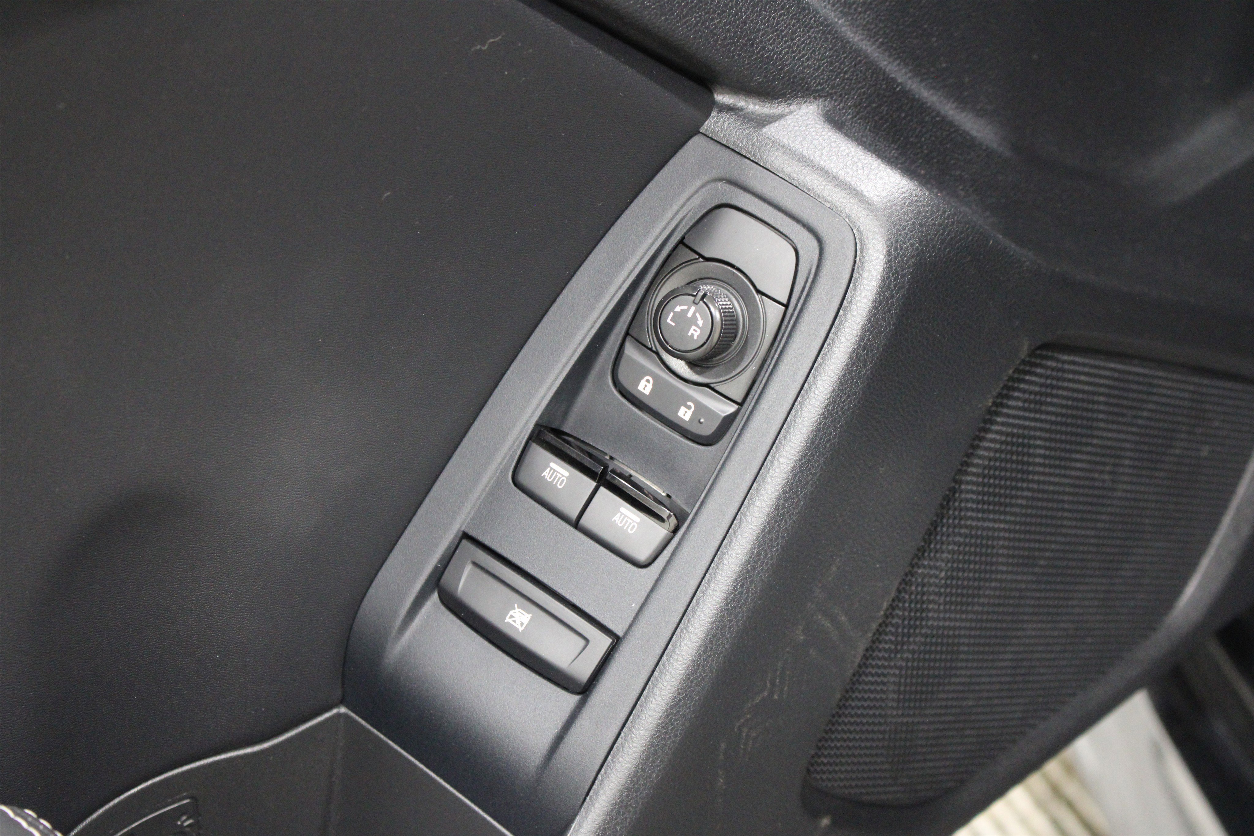 Used 2025 Toyota GR86 Premium w/ ALL Weather Mat Package (TMS) image 7