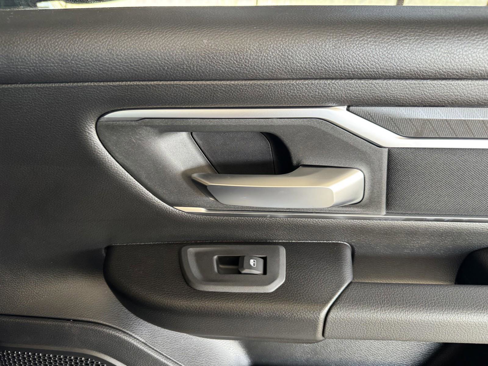 Used 2025 RAM 1500 Lone Star image 33