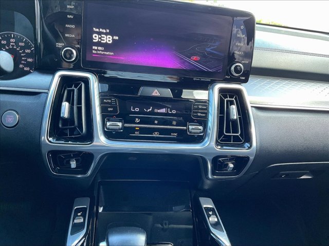 Used 2022 Kia Sorento SX FWD image 24
