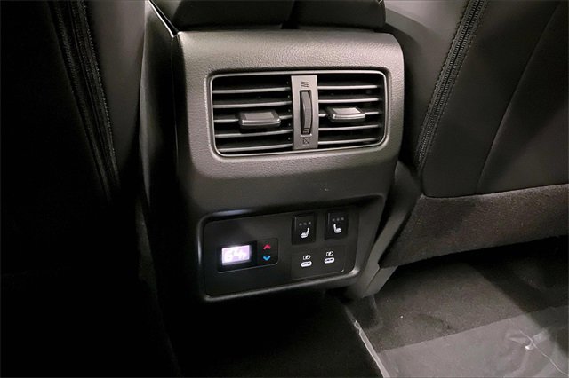 New 2026 Nissan Rogue Platinum w/ Platinum Premium Package image 19