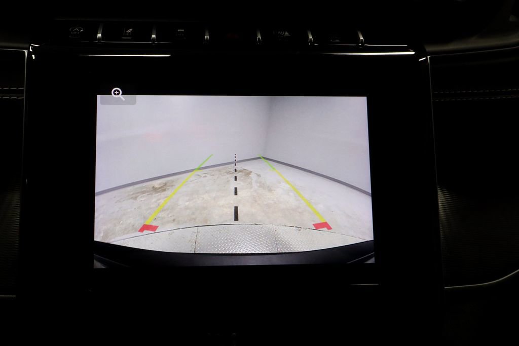 Used 2024 Jeep Grand Cherokee L Laredo w/ Luxury Tech Group I image 2