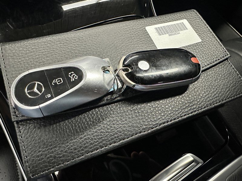 Used 2022 Mercedes-Benz S 500 4MATIC image 23