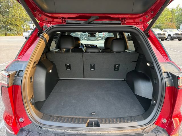 Used 2026 Chevrolet Equinox LT w/ Convenience Package II AWD/4WD image 9