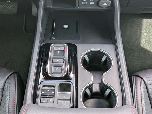 Used 2025 Honda Pilot Black Edition image 20