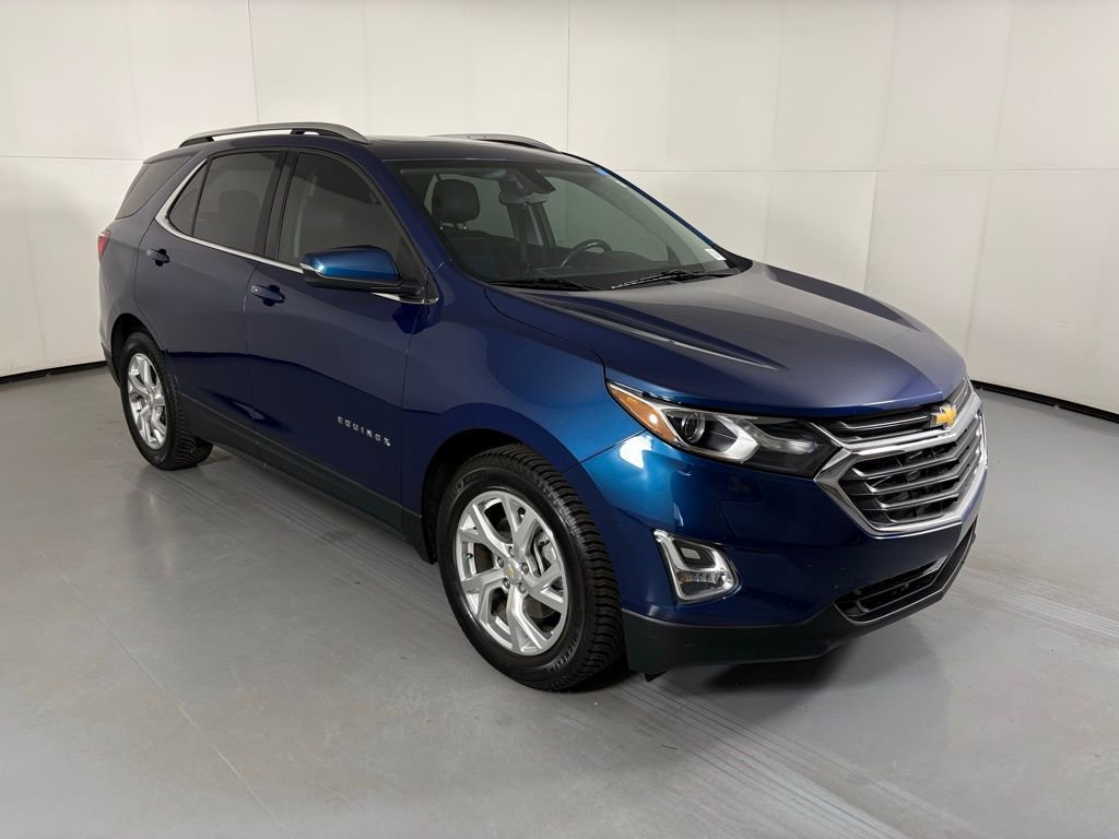Used 2019 Chevrolet Equinox LT w/ Sun & Navigation Package image 2