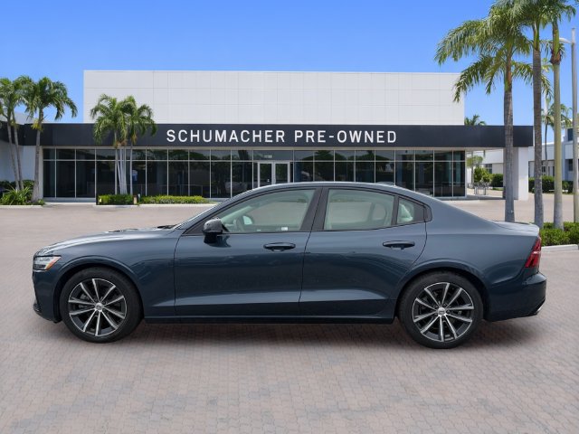 Used 2022 Volvo S60 B5 Momentum w/ Advanced Package AWD/4WD image 4