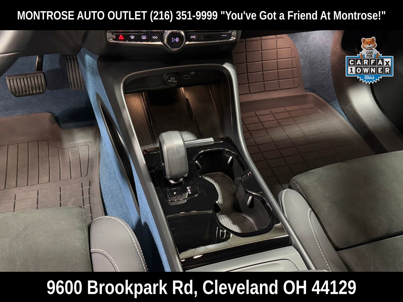 Used 2023 Volvo XC40 Recharge Ultimate w/ Protection Package Premier image 23