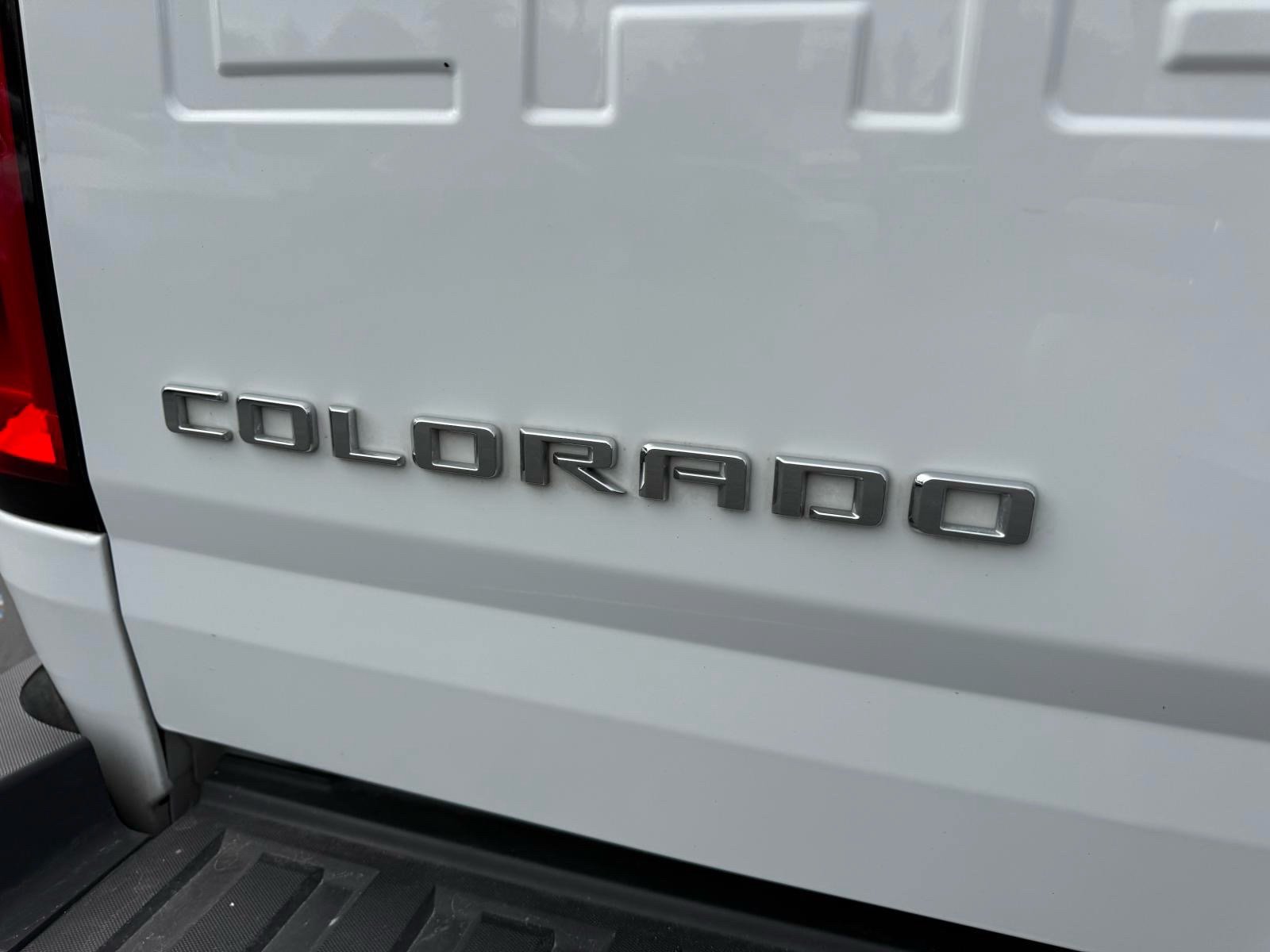 Used 2022 Chevrolet Colorado LT w/ Safety Package AWD/4WD image 7
