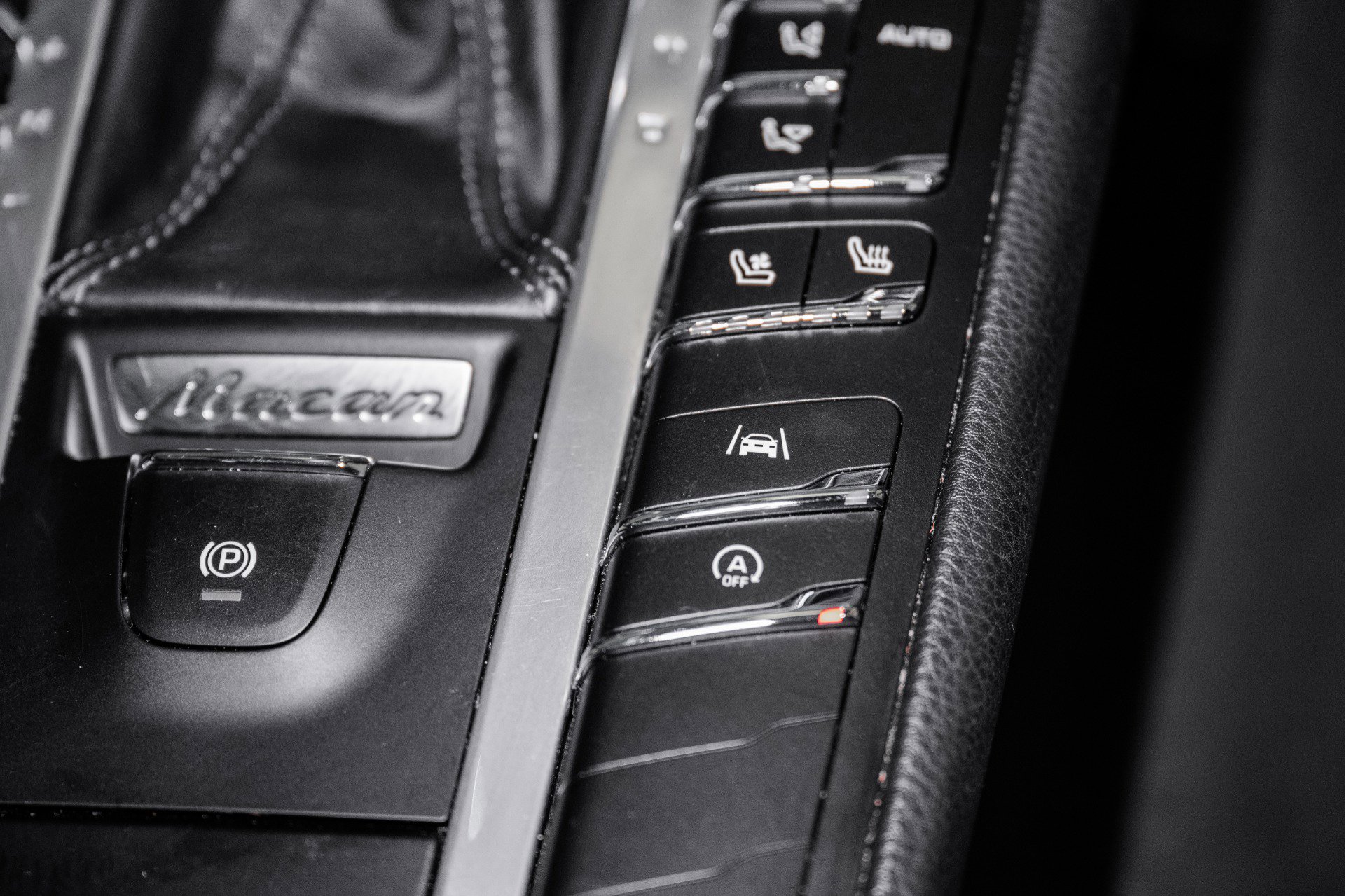 Used 2021 Porsche Macan S image 45