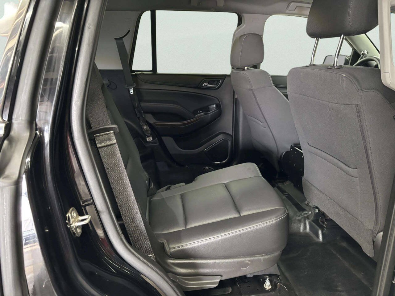 Used 2019 Chevrolet Tahoe 4WD image 19