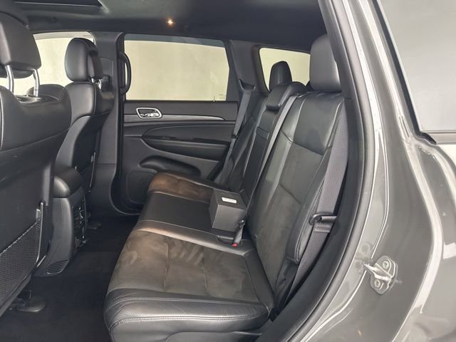 Used 2020 Jeep Grand Cherokee Altitude AWD/4WD image 31