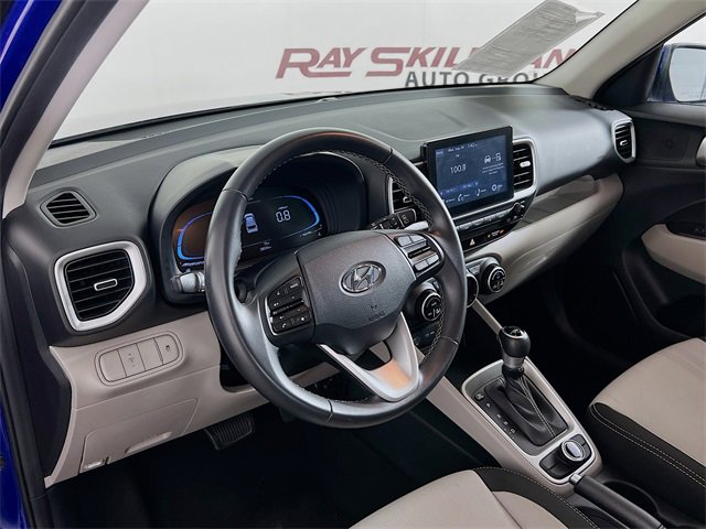 Used 2024 Hyundai Venue SEL image 33