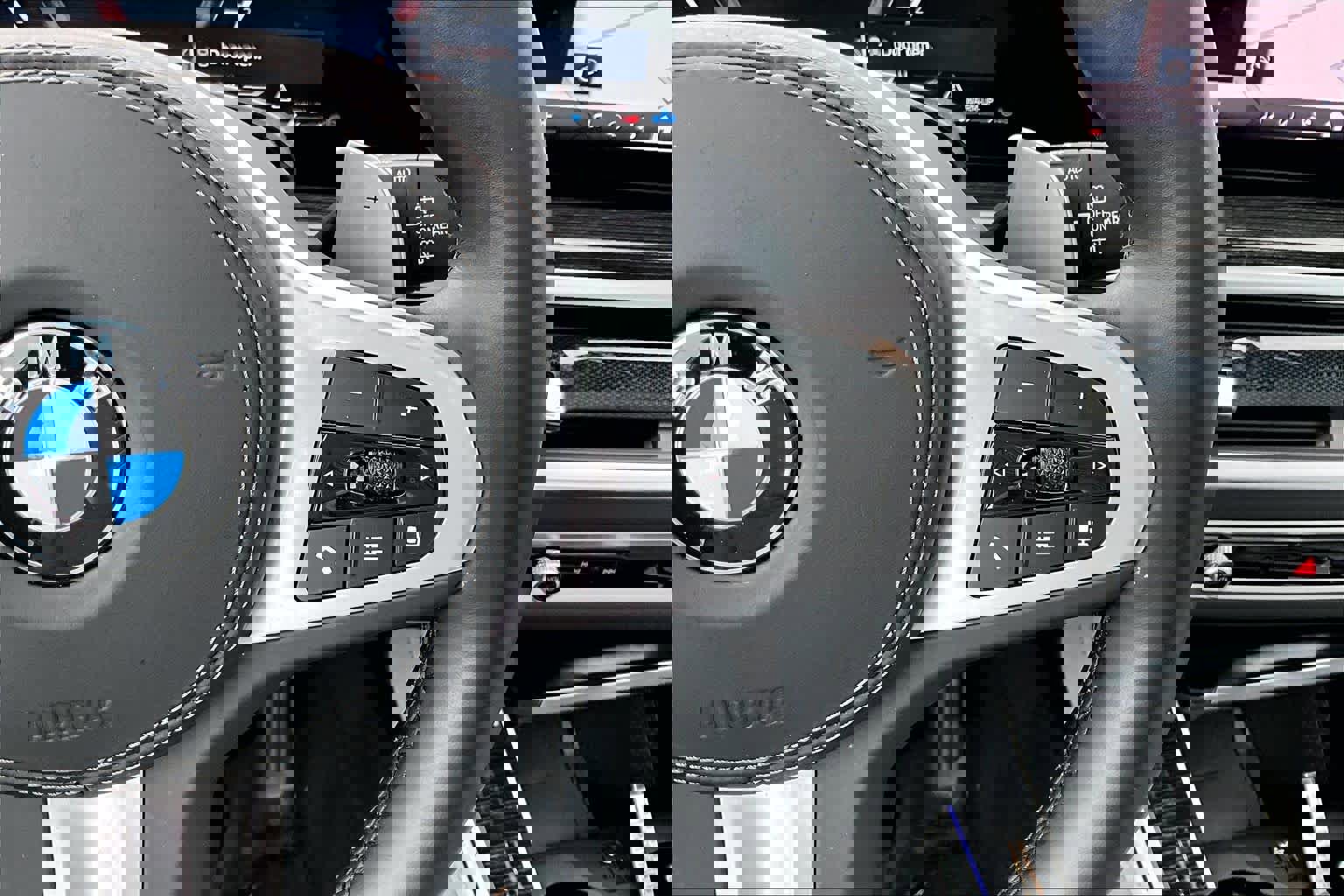 Used 2024 BMW X5 xDrive40i w/ M Sport Package image 24