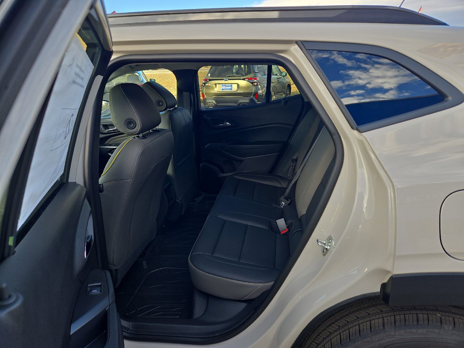 New 2026 Chevrolet Trax ACTIV w/ Sunroof Package image 12