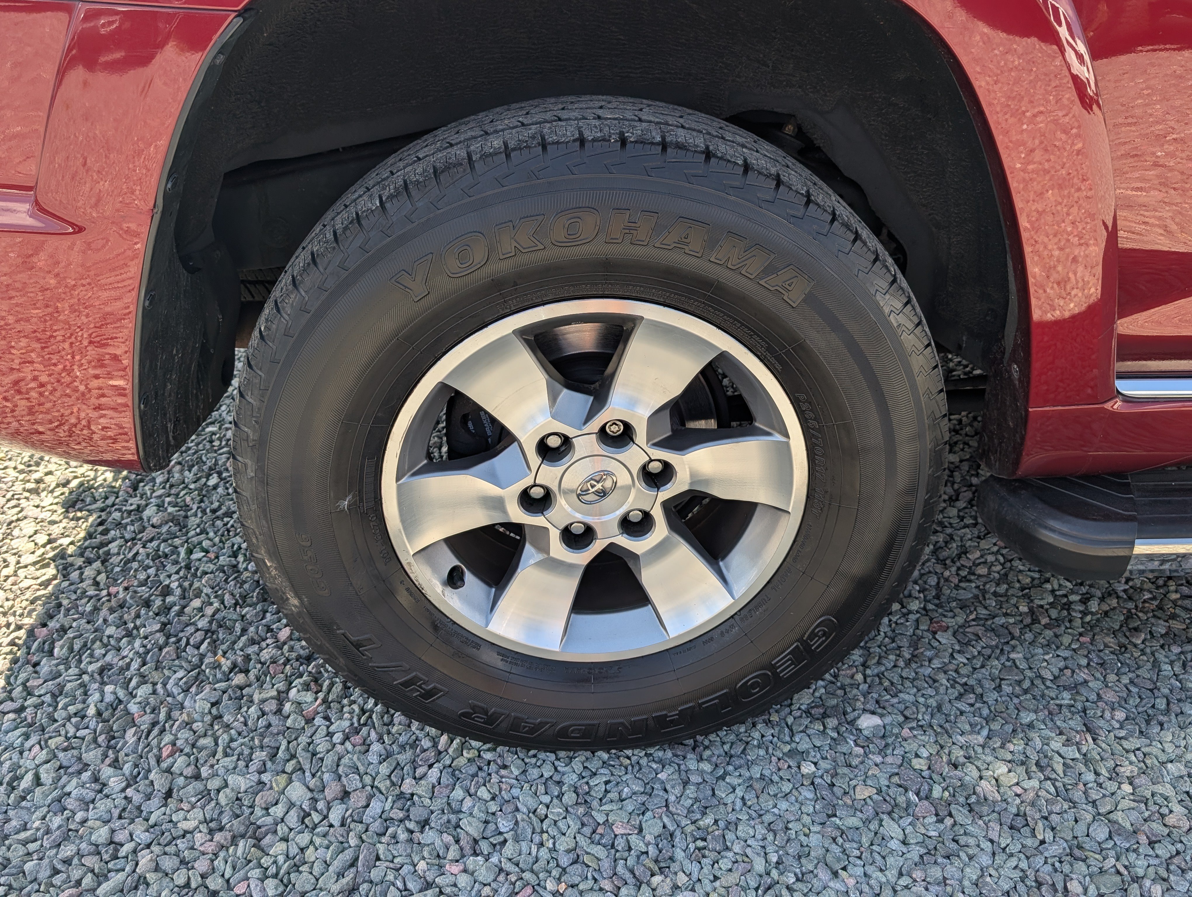 Used 2013 Toyota 4Runner SR5 w/ Convenience Pkg AWD/4WD image 9