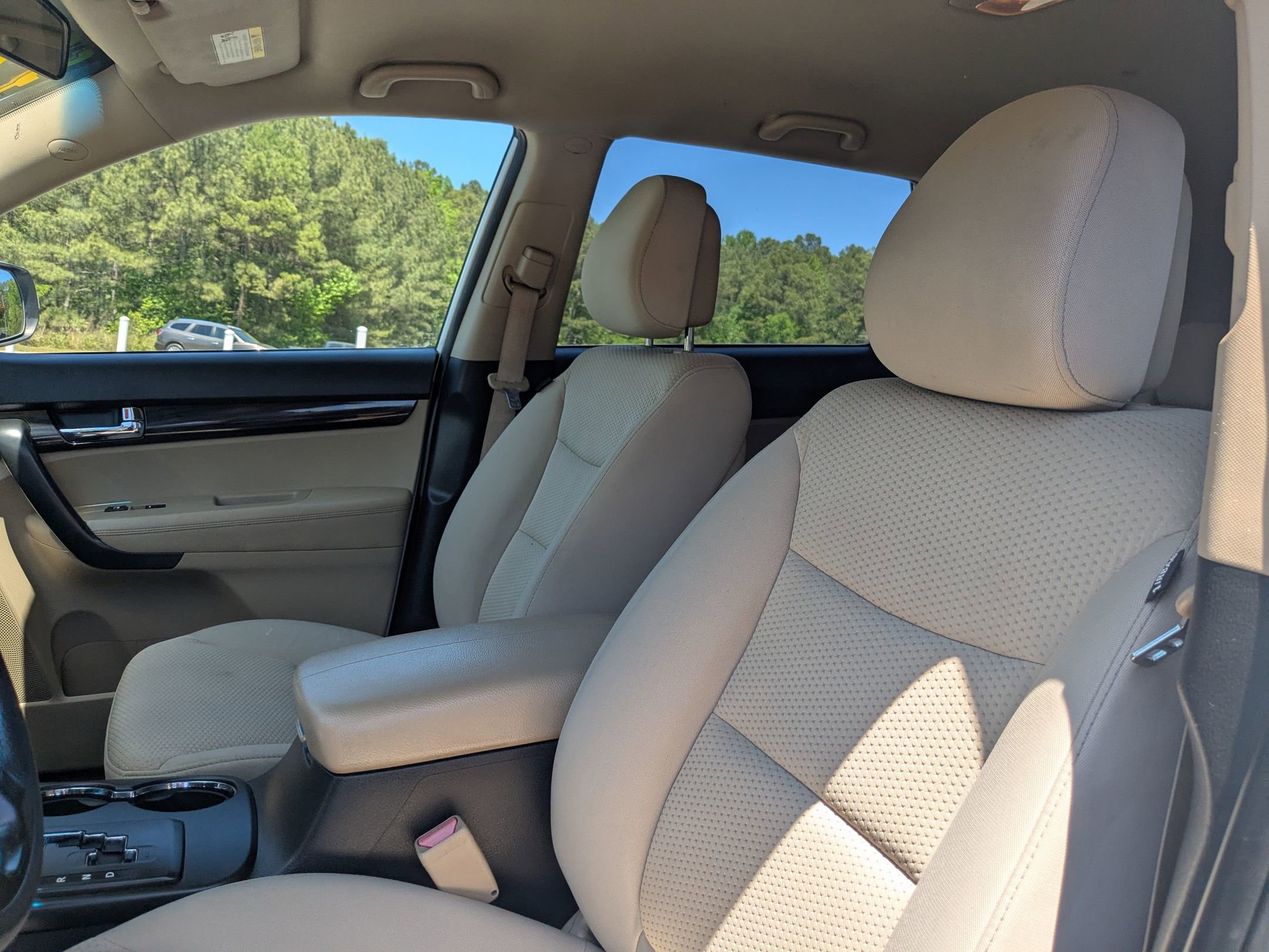 Used 2011 Kia Sorento LX image 14