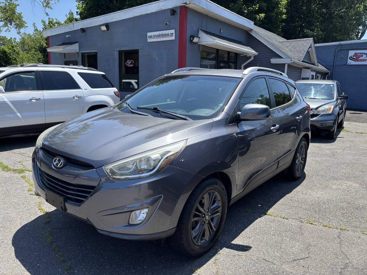 Used 2014 Hyundai Tucson SE AWD/4WD image 1