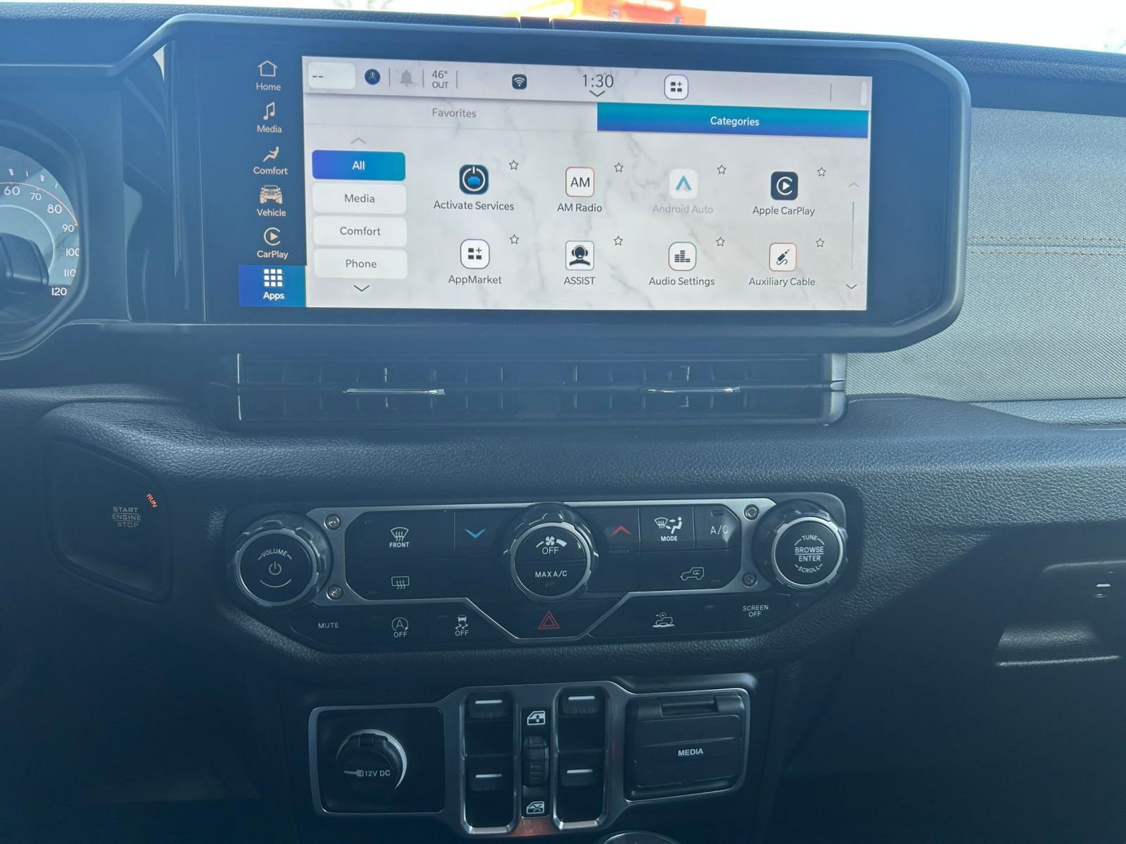 Used 2025 Jeep Wrangler Sport S image 20