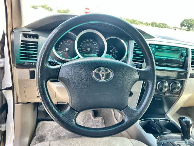 Used 2006 Toyota 4Runner SR5 RWD image 17