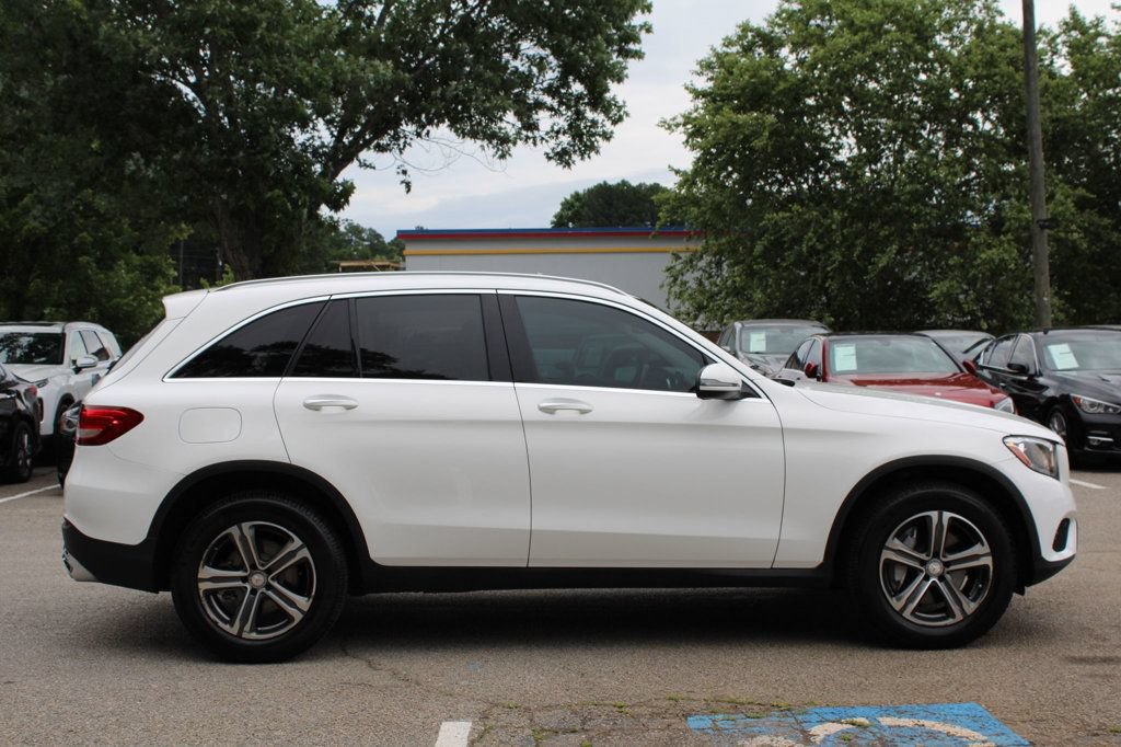 Used 2017 Mercedes-Benz GLC 300 image 5