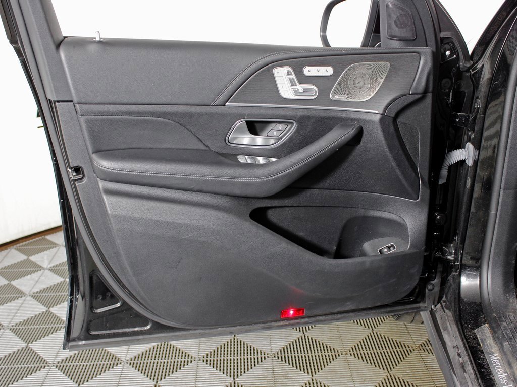 Certified 2022 Mercedes-Benz GLS 450 4MATIC image 9