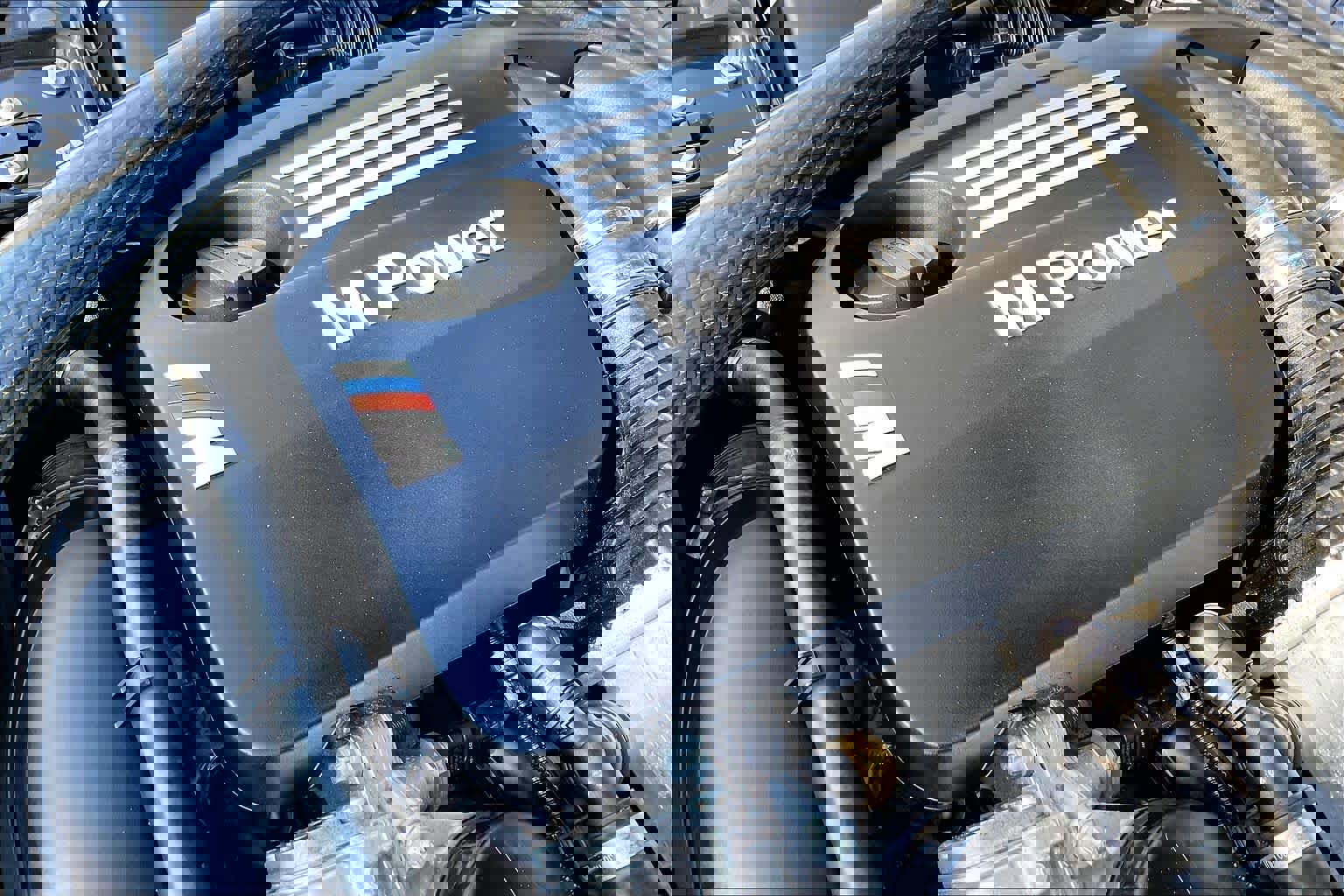 Used 2018 BMW M4 Convertible w/ Competition Package image 31