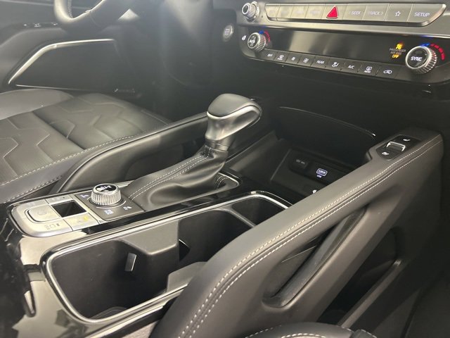 Used 2021 Kia Telluride SX w/ SX Prestige Package image 34