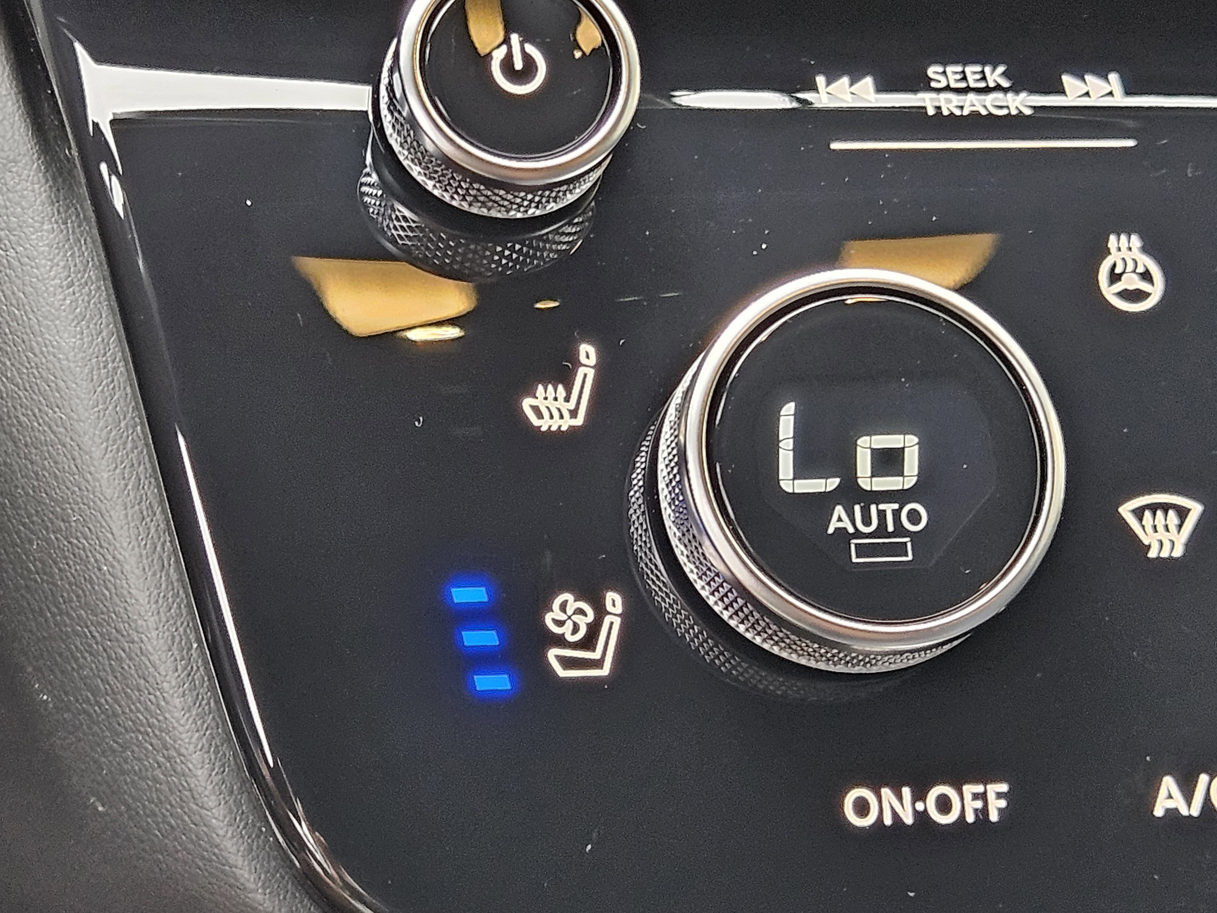 New 2026 INFINITI QX60 Luxe w/ Dark Cargo Package image 30