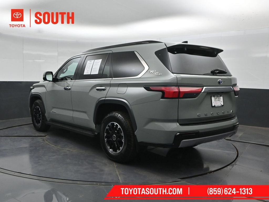 Used 2023 Toyota Sequoia Limited w/ TRD Off-Road Package AWD/4WD image 8
