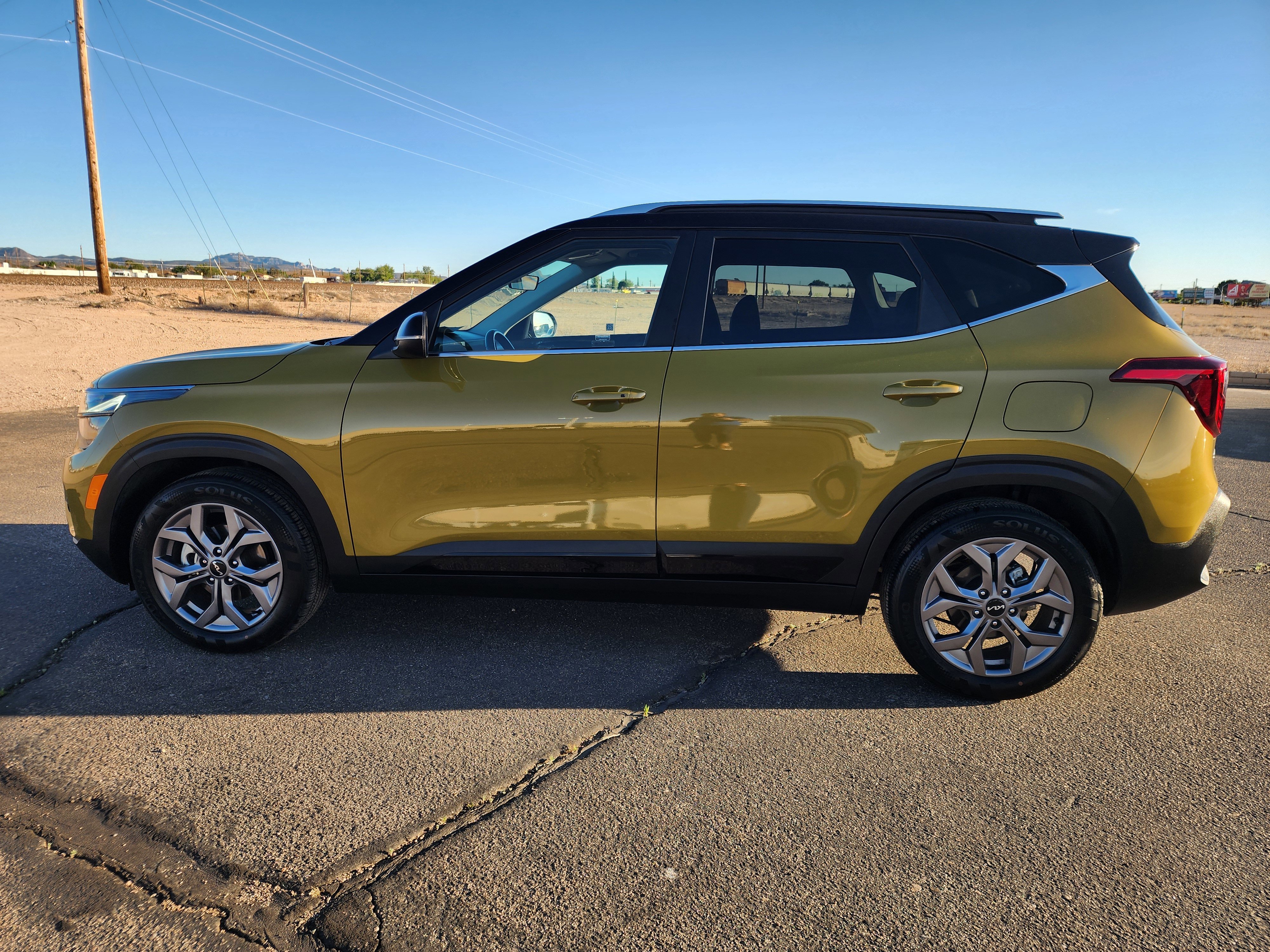 Used 2024 Kia Seltos S FWD image 7