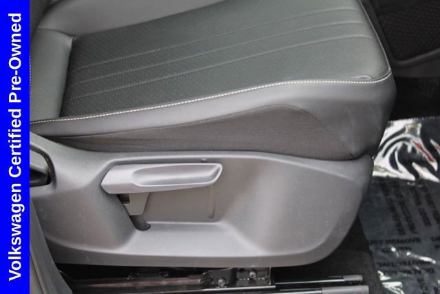Used 2023 Volkswagen Tiguan SE w/ Panoramic Sunroof Package image 20