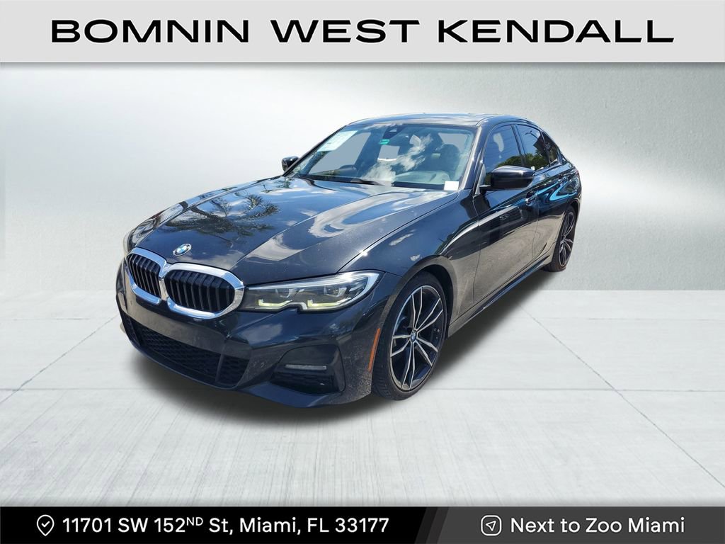 Used 2019 BMW 330i Sedan w/ M Sport Package image 3